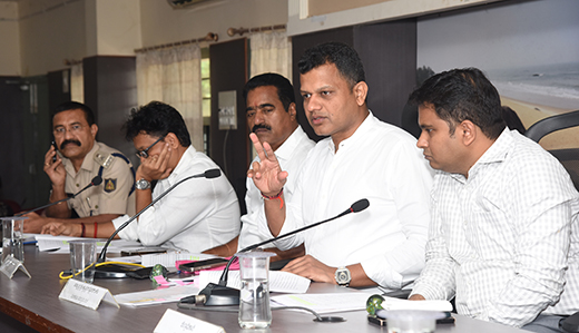 Main news Mahakalipadpu railway-MP chowta